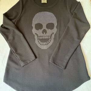 Gray Skull Long Sleeve Top